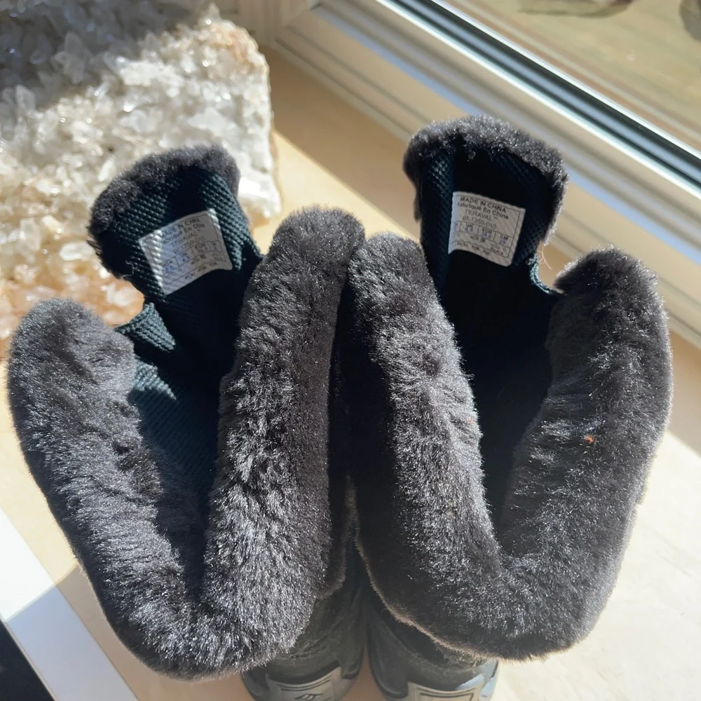 Columbia waterproof SNOW boots - Picture 6 of 7